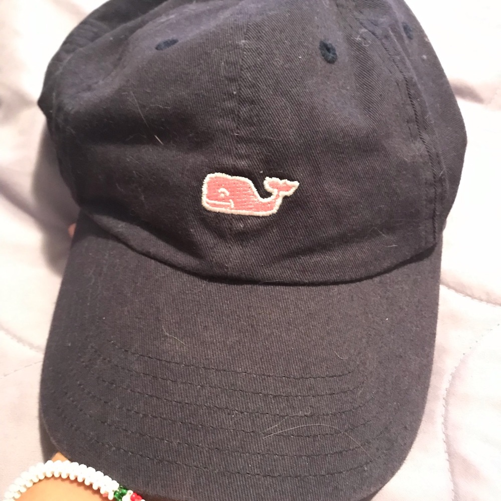 Vineyard vines navy blue hat